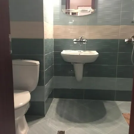 емона,обзор 3* Obzor