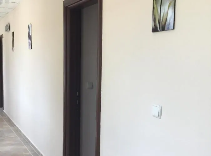 емона,обзор 3* Obzor